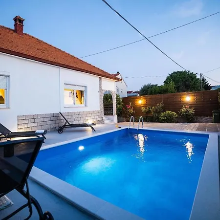 Andelina Holiday home *